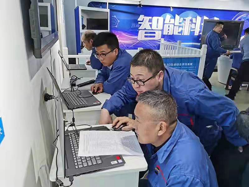 131676255591615286.jpeg 劉小龍6_副本_副本.jpg