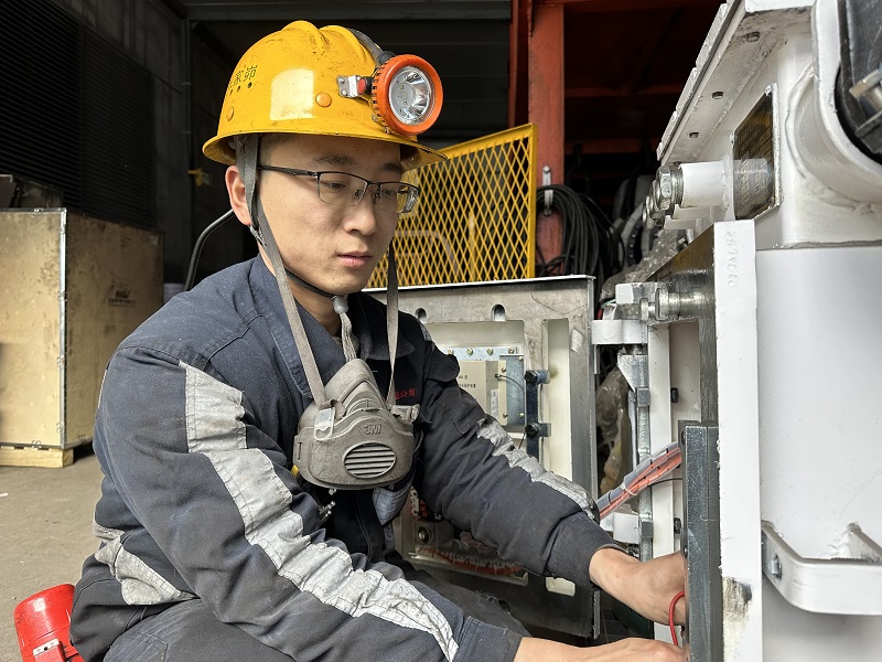王艷飛1.jpg