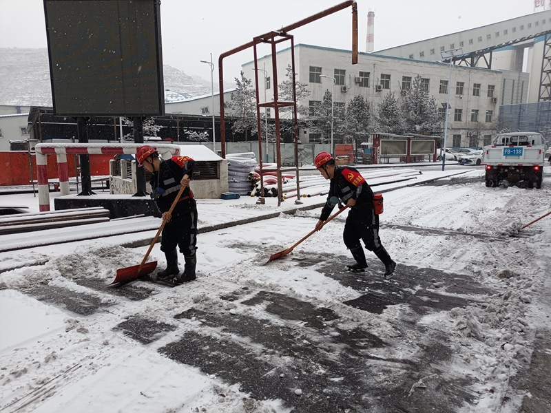 191705652719134168.jpeg 黨員突擊_副本.jpg