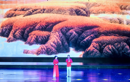 131712989279835794.jpeg 《山丹丹開花紅艷艷》.jpg