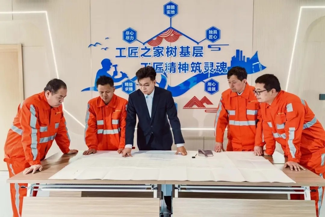 151723683148117498.jpeg 王冬.jpg